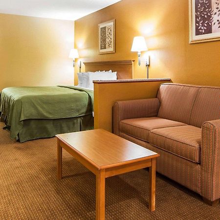 קרטרסוויל Quality Inn & Suites מראה חיצוני תמונה