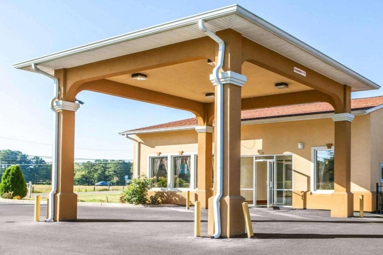 קרטרסוויל Quality Inn & Suites מראה חיצוני תמונה