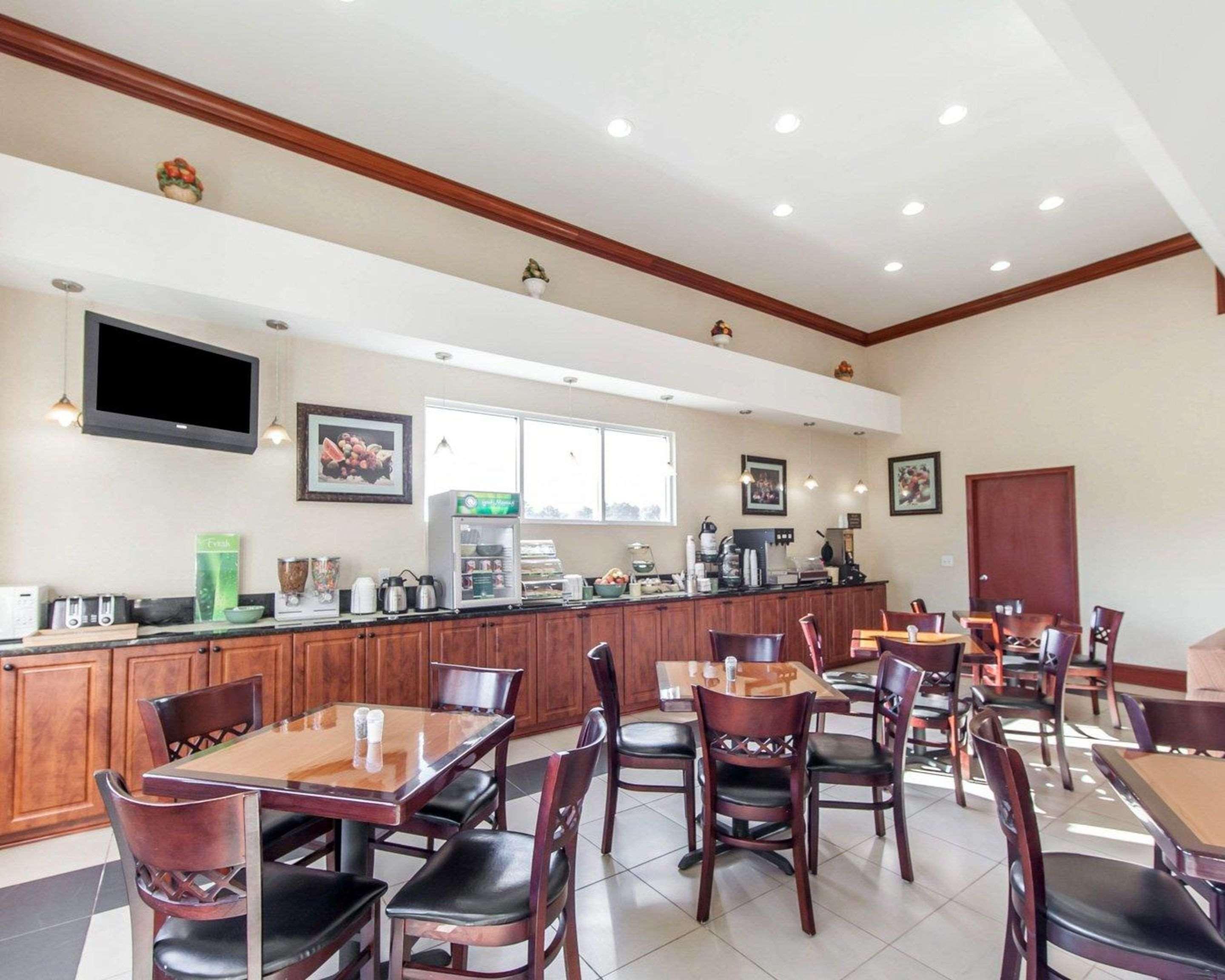 קרטרסוויל Quality Inn & Suites מראה חיצוני תמונה