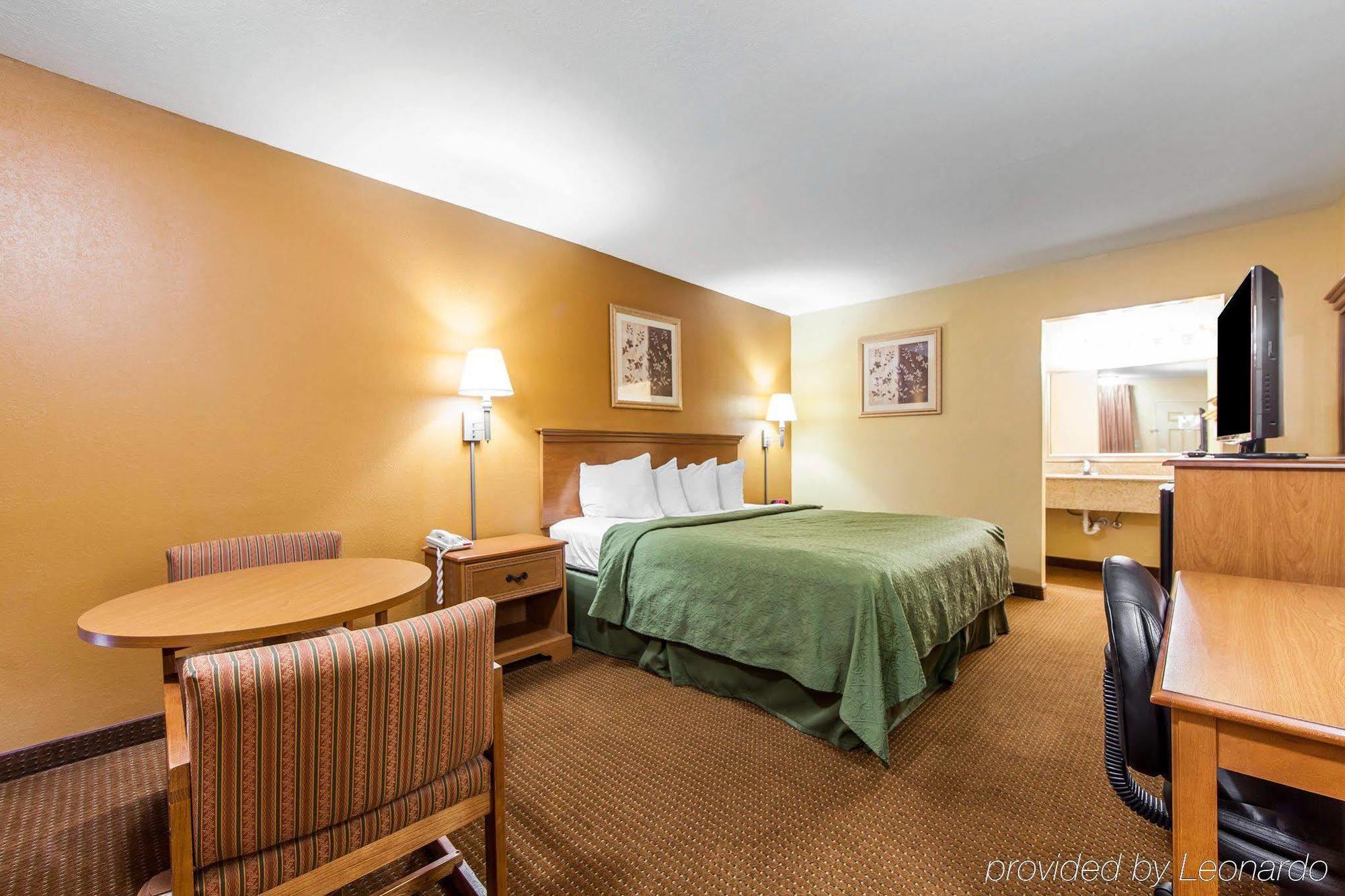 קרטרסוויל Quality Inn & Suites מראה חיצוני תמונה