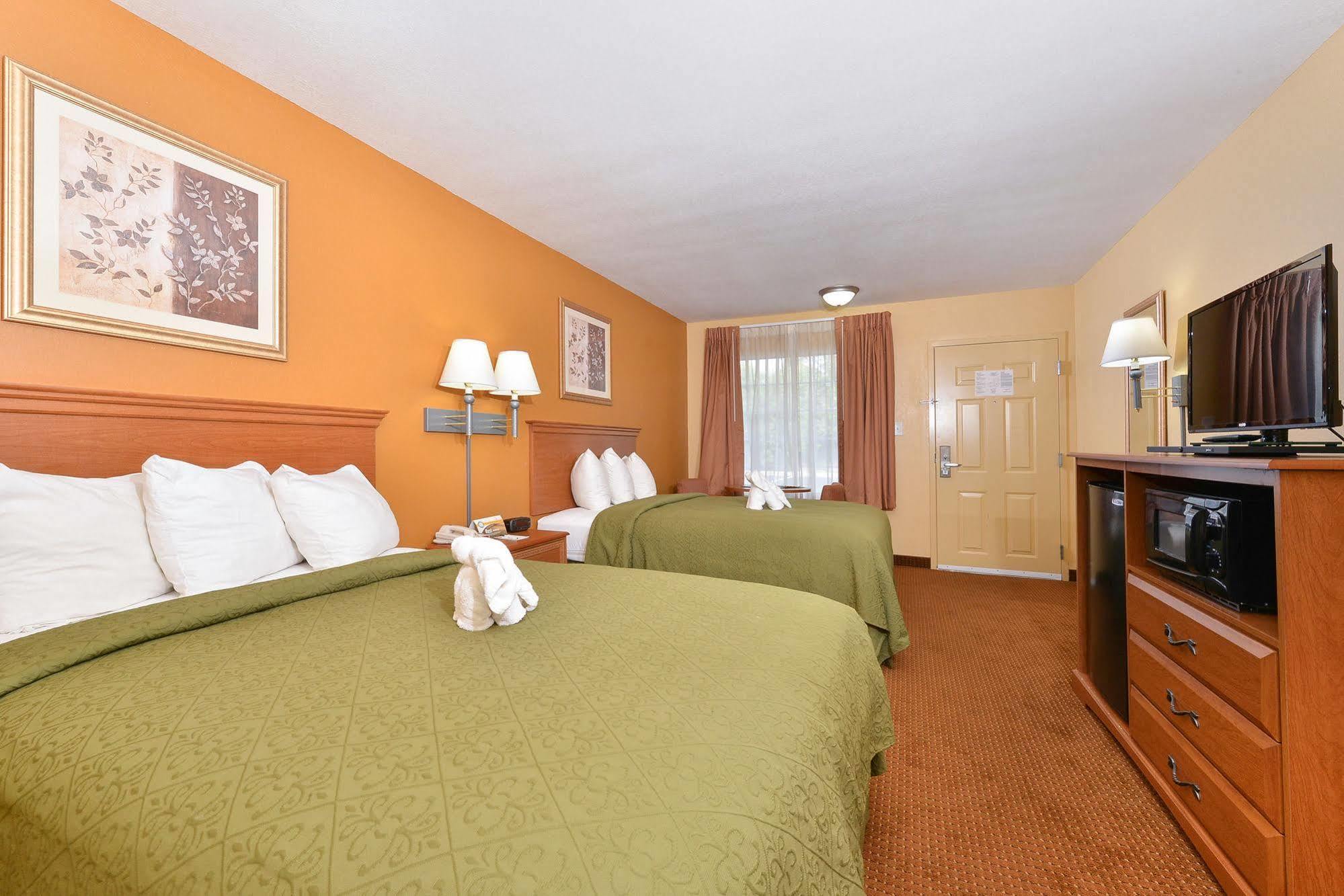 קרטרסוויל Quality Inn & Suites מראה חיצוני תמונה