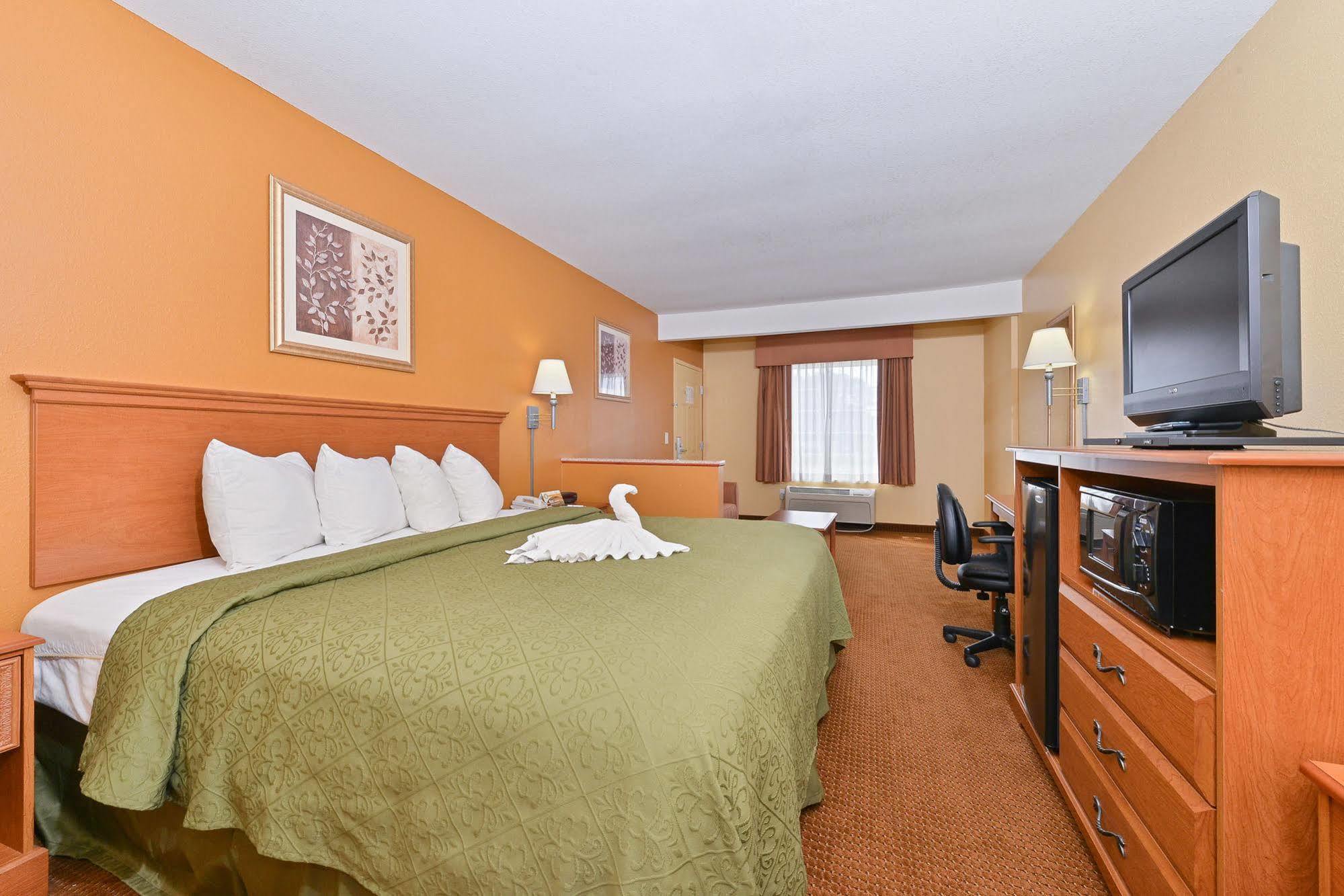 קרטרסוויל Quality Inn & Suites מראה חיצוני תמונה